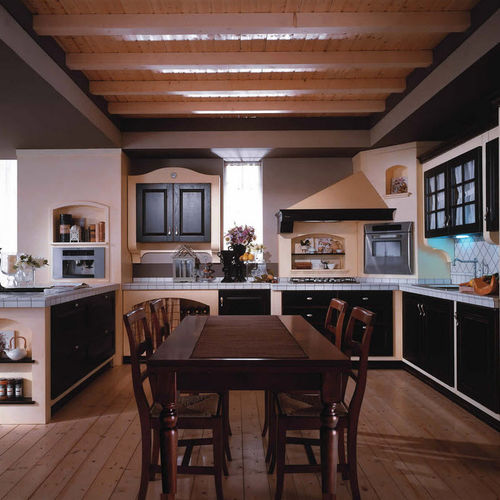 Klassische Küche - ANTICO CASALE - Torchetti Cucine - Holz / U-Rohr / mit Griffen