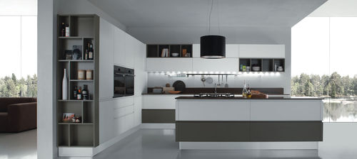Moderne Küche - CORINE - Torchetti Cucine - Laminat / Kochinsel / ohne Griff