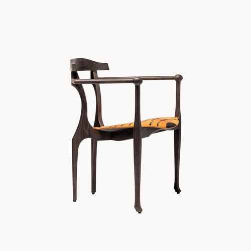 Stuhl / originelles Design - TIGER ART GAULINO - BD Barcelona Design - für den Innenraum / Leder / Gestell aus Esche