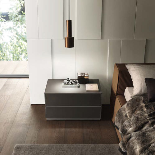 Moderner Nachttisch - SELF - RIMADESIO - Glas / lackiertes Glas / rechteckig