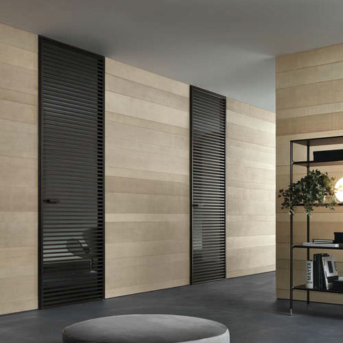 Tür für Innenbereich - EVEN - RIMADESIO - Aluminium / einflügelig / Glas