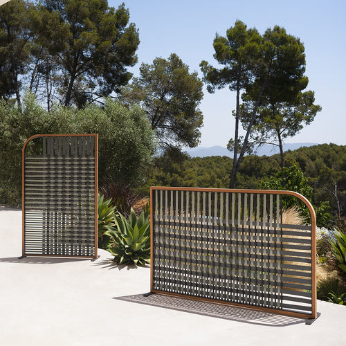 Moderner Paravent - FILET - RODA - Acryl / Polyester / lackiertes Aluminium