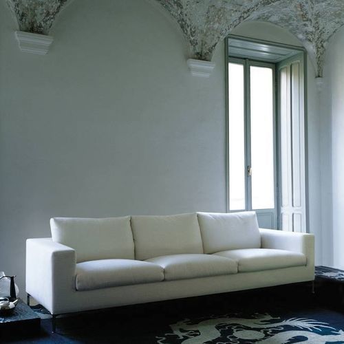 Modernes Sofa - BOX - Living Divani - Stoff / Leder / mit Armlehnen