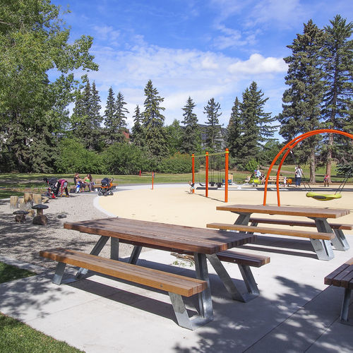 Moderner Picknicktisch - Solid X-Table - Streetlife - Massivholz / Gestell aus galvanisiertem Stahl / Gestell aus heißlackiertem Stahl