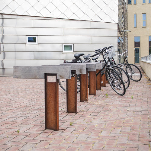 Bodenstehender Fahrradständer - ROUGH&READY - Streetlife - für öffentliche Bereiche / galvanisiertem Stahl / für professionellen Einsatz