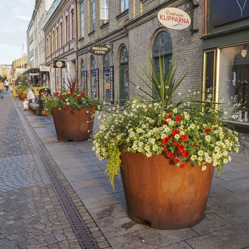 COR-TEN®-Stahl-Pflanzkübel - SHRUBTUBS - Streetlife - konisch / modern / für öffentliche Bereiche