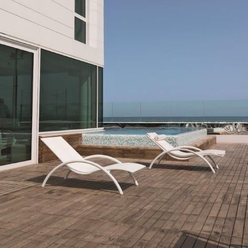 Moderne Sonnenliege - FORMENTERA  - Dolcefarniente by DFN srl - geflochtenes Harz / für Garten / für öffentliche Bereiche