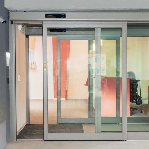 Eingangstür - ASD 1 + 1 - Ponzi - Aluminium / Schiebe / Glas