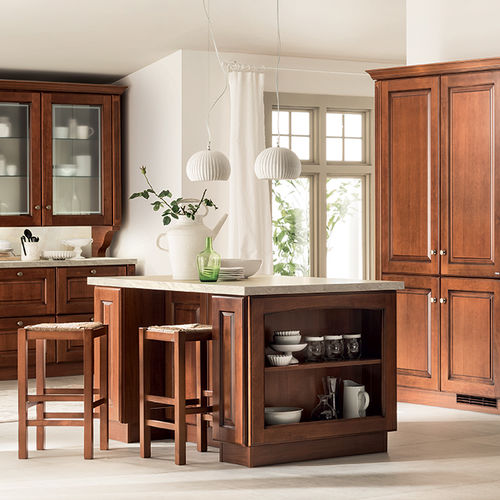 Klassische Küche - MADELEINE - SCAVOLINI - Holz / Kochinsel / L-förmig