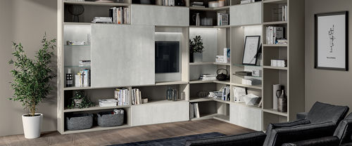 Moderne Wohnwand - LIVING LIBERAMENTE - SCAVOLINI - lackiertes Holz / Holzfurnier / Glas