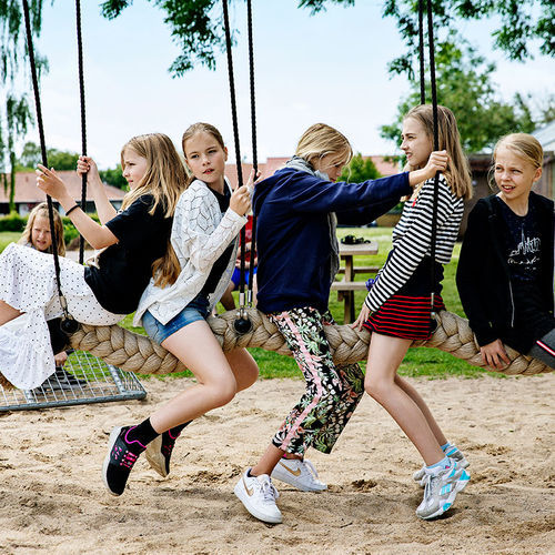 Holzschaukel - NRO915 - KOMPAN - Spielplatz / Mehrfach