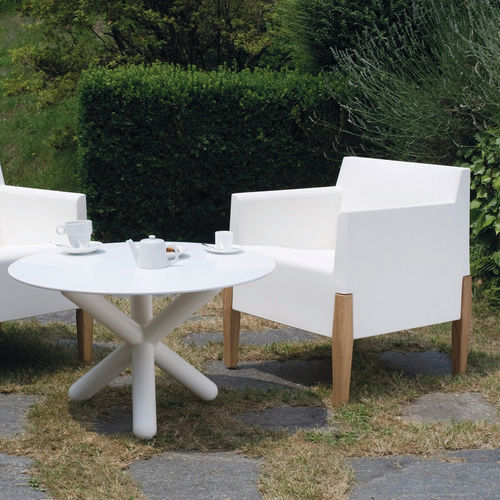Moderner Sessel - KUBRICK  - SERRALUNGA - Polyethylen mit niedriger Dichte (LDPE) / Polyethylen mit niedriger Dichte (LDPE) / beleuchtet