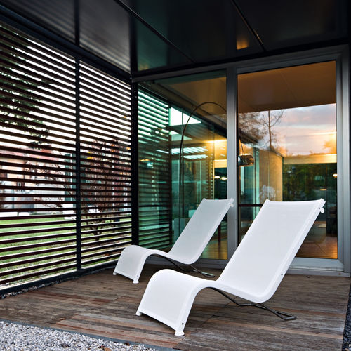Moderne Sonnenliege - LAZY SDRAIO - SERRALUNGA - Batyline® / Aluminium / Edelstahl