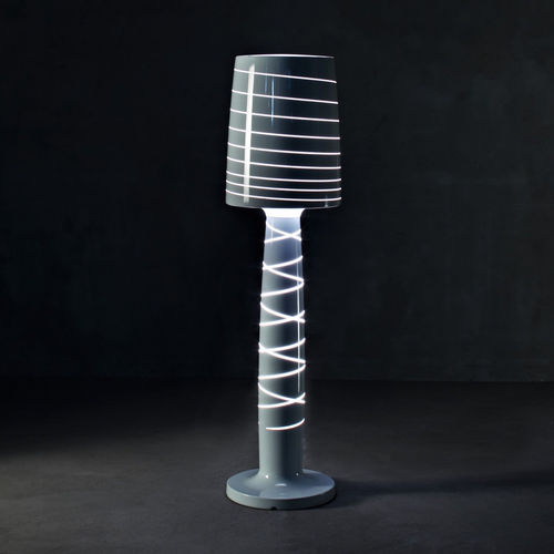 Stehleuchte - MISS JANE   - SERRALUNGA - Polyethylen mit niedriger Dichte (LDPE) / modern / mit Kabel
