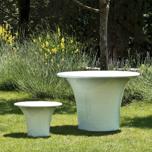 Kunststoff-Pflanzgefäß - CONE  - SERRALUNGA - beleuchtet / von Naoto Fukasawa / für Privatgebrauch