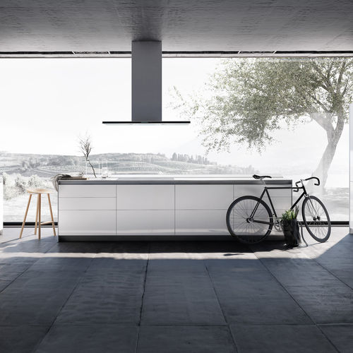 Moderne Küche - PURE : S1 - SIEMATIC - lackiertes Holz / Holzfurnier / Kochinsel