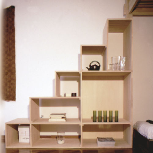 Modernes Bücherregal - YEN - Cinius - Buche / maßgefertigt / individuell gestaltbar