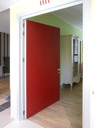 Laminat-Tür - Normal® Community - Celegon - für Innenbereich / MDF ...