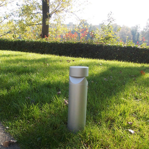 Leuchtpoller für öffentliche Bereiche - TURKS - Ivela spa - für Garten / modern / extrudiertes Aluminium