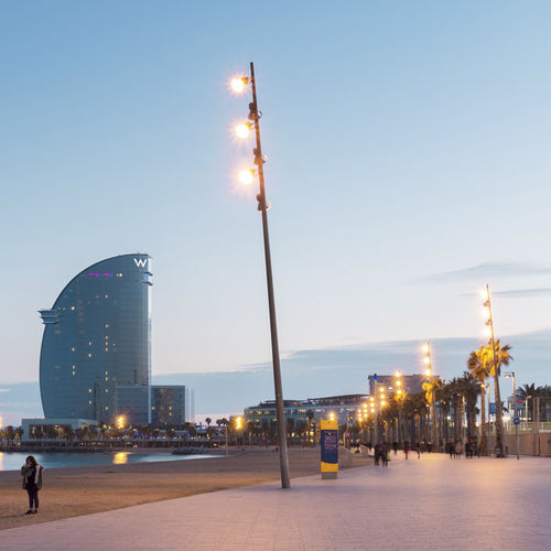 Straßenlaterne - KANYA - Escofet - modern / galvanisiertem Stahl / COR-TEN®-Stahl