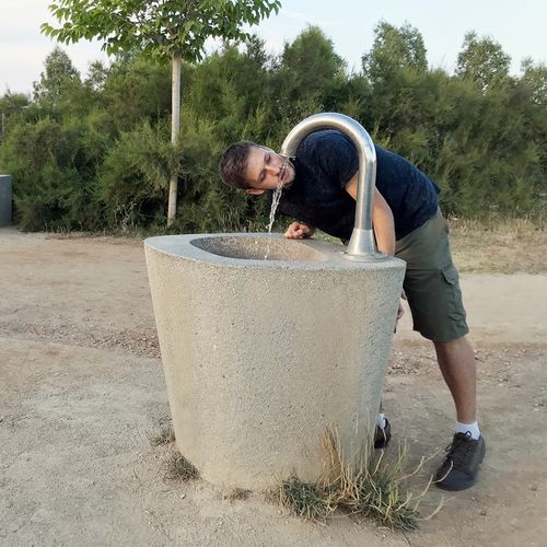 Trinkbrunnen für Außenbereich - RURAL - Escofet - Beton / Edelstahl / für öffentliche Bereiche