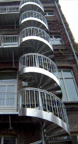 Wendeltreppe - BARREAUDÉS - GANTOIS Industries - Metallstufen / mit Metallstruktur / für Geschäftsgebäude