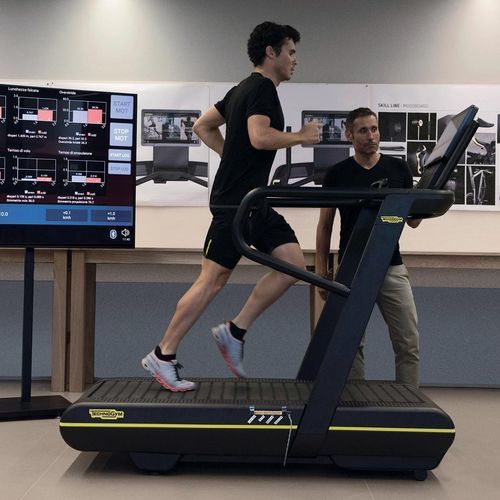Programmierbares Laufband - SKILLRUN - TECHNOGYM - für Gewerbegebrauch / für Privatgebrauch