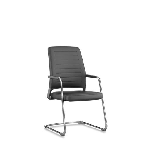 Moderner Besucherstuhl - VINTAGEIS5 - Interstuhl Büromöbel GmbH & Co. KG - für den Innenraum / Leder / Stoff