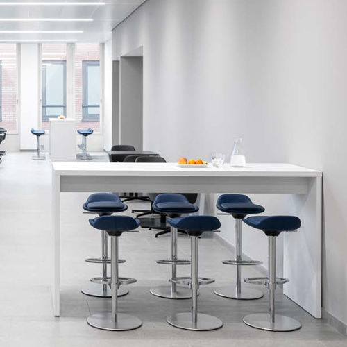 Moderner Barhocker - LIMEIS5 - Interstuhl Büromöbel GmbH & Co. KG - Kunststoff / Gestell aus Metall / mit Mittelfuß