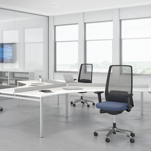 Moderner Bürosessel - AIMIS1 - Interstuhl Büromöbel GmbH & Co. KG - Maschen / Metall / Polster