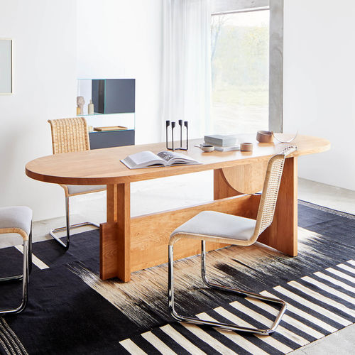 Moderner Tisch - LOT - Tecta - Massivholz / Nussbaum / Eiche