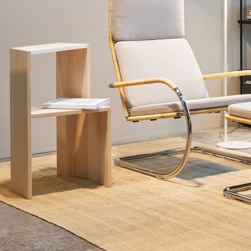 Moderner Beistelltisch - K7 - Tecta - Eiche / Nussbaum / Tanne