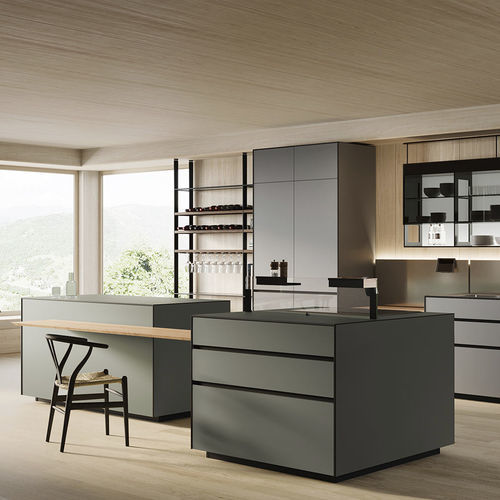 Moderne Küche - Riciclantica Outline - VALCUCINE - Glas / Laminat / Kochinsel