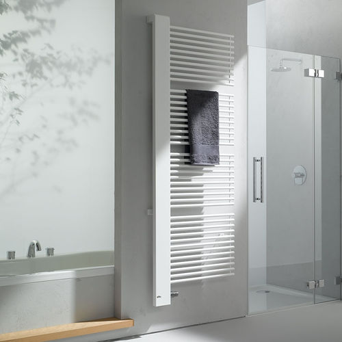 Heißwasser-Badheizkörper - CREDO® HALF® - KERMI - elektrisch / 0...500 w / 501 w...750 w