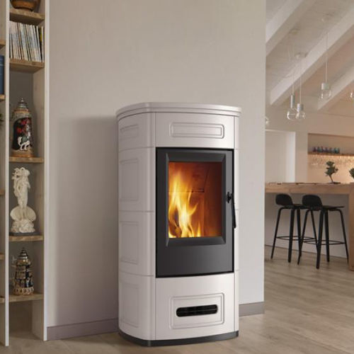 Holz-Kaminofen - E928 R - Piazzetta - 5 kW...10 kW / 11 kW / freistehend