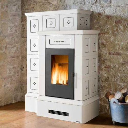 Pelletkaminofen - ORTISEI - Piazzetta - 0 - 5 kW / 5 kW...10 kW / 10 kW...20 kW