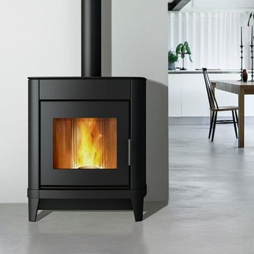 Pelletkaminofen - P945 - Piazzetta - 9 kW / Multibrennstoff / freistehend