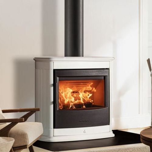Holz-Kaminofen - E908 C - Piazzetta - 5 kW...10 kW / wandmontiert / auf Füßen