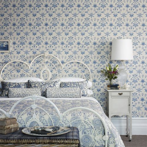 Moderne Tapete - DAISY - MORRIS & Co. - Blumenmotiv / Naturmotiv / Stoffoptik
