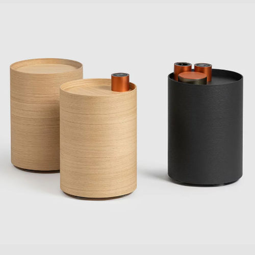 Moderner Couchtisch - PORTS SIDE TABLE - Bene GmbH - Eiche / Kastanienholz / Aluminium