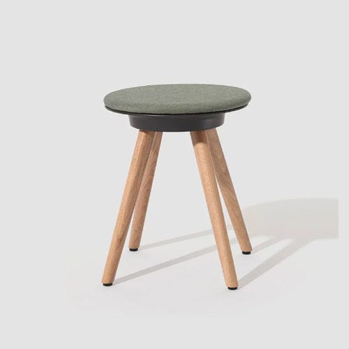 Moderner Hocker - TIMBA - Bene GmbH - Leder / Eiche / Gestell aus Eiche
