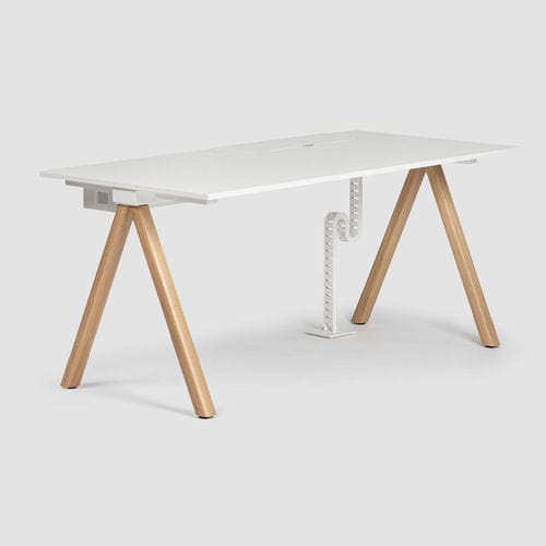Moderner Arbeitstisch - DELTA BY BENE - Bene GmbH - Holz / Gestell aus Stahl / rechteckig