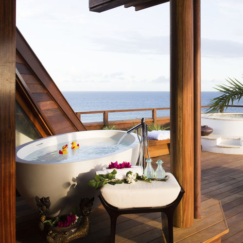 Ovale Badewanne - IMPERIA - Castello Luxury Baths - freistehend / Verbundwerkstoff / doppelt