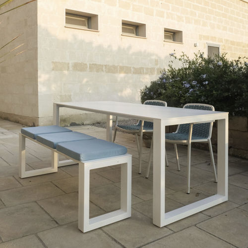 Moderne Gartenbank - COMFORT P - DRIGANI SRL - Stahl / HPL / ohne Rückenlehne