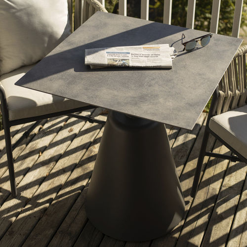 Moderner Tisch - JAVA - DRIGANI SRL - HPL / melaminbeschichtet / Gestell aus pulverbeschichtetem Stahl
