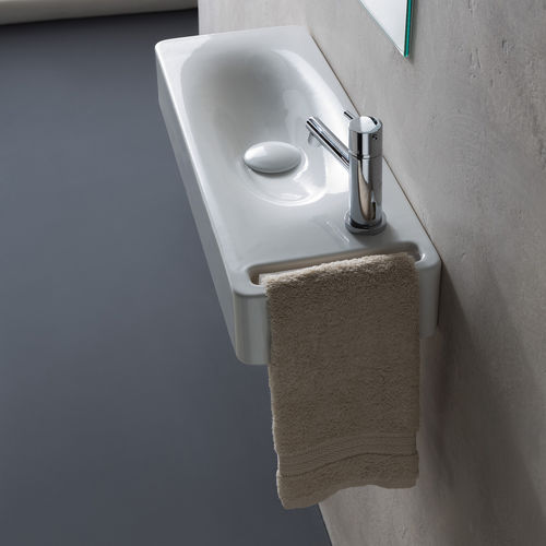 Wand-Waschbecken - 1512 - Scarabeo Ceramiche - Keramik / mit integrierter Waschtischplatte / mit integriertem Handtuchhalter