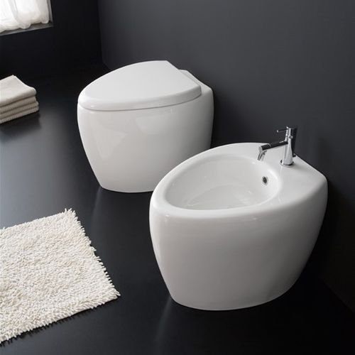 Freistehendes WC - 8606 - Scarabeo Ceramiche - Keramik / Kunststoff / für Privatgebrauch