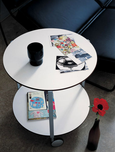 Moderner Beistelltisch - GIRO - Zanotta - Laminat / Kunststoff / Gestell aus bemaltem Stahl