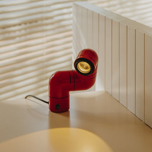 Tischlampe - TATU - Santa & Cole - bodenstehend / ABS / originelles Design