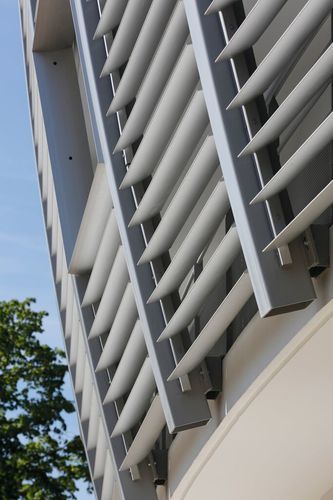 Aluminium-Sonnenschutzlamelle - Icarus Mobile ICA.100 - RENSON - für Unterstand / für Fenster / vertikal